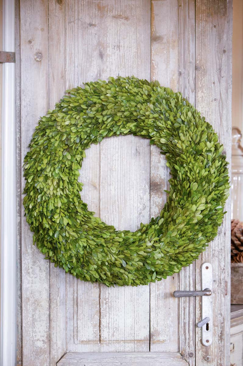 Preserved Boxwood Wreath, Large style shot 2