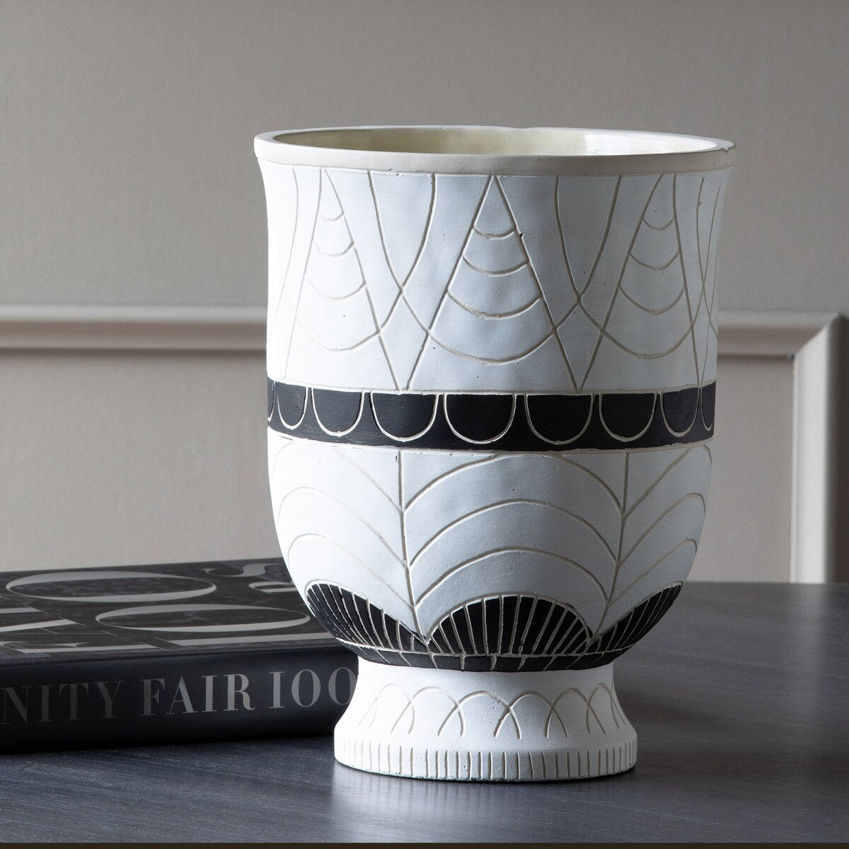 Del Sur Pattern Cement Pot, 9" style shot 2