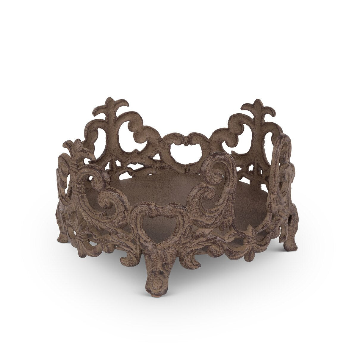 Acanthus Cast Aluminum Salad Plate Holder style shot 1