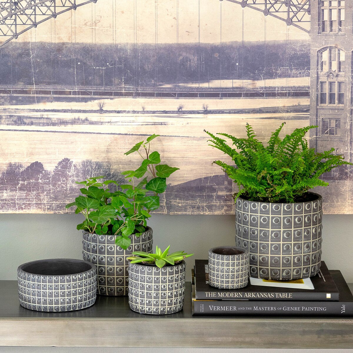 Rivet Pattern Pot, Medium style shot 1