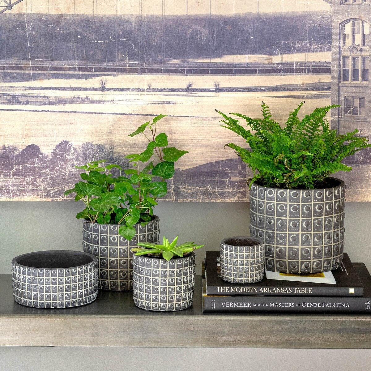 Rivet Pattern Pot, Large style shot 1