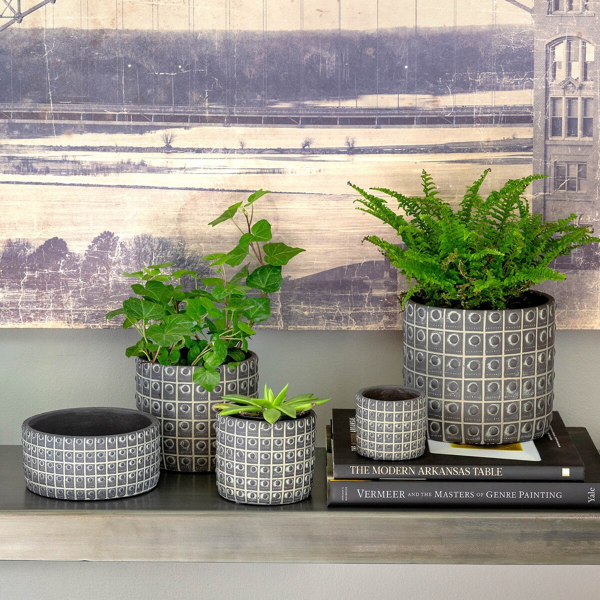 Rivet Pattern Low Planter style shot 1