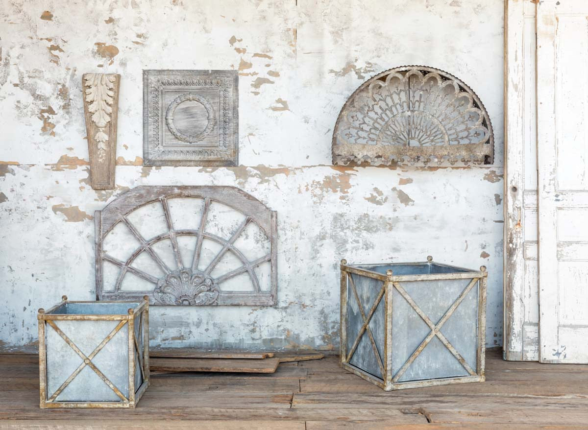 Metal Estate Planter, Small style shot 1