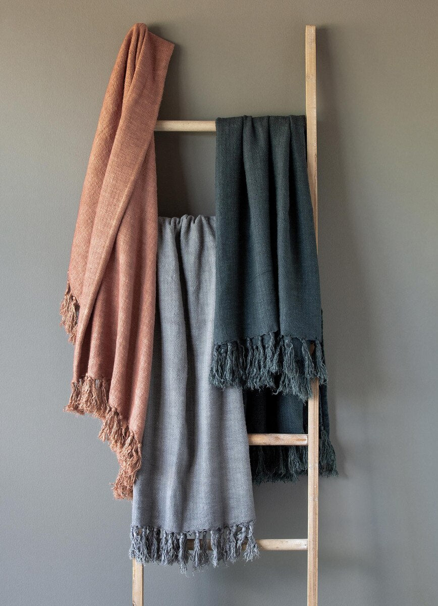 Washed Linen Throw, Faded Coral style shot 2