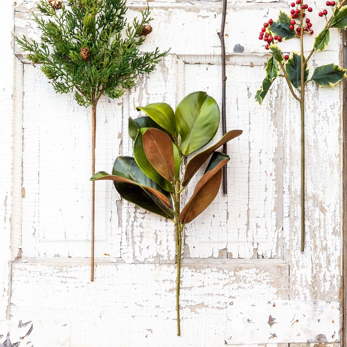 Plantation Magnolia Stem style shot 1