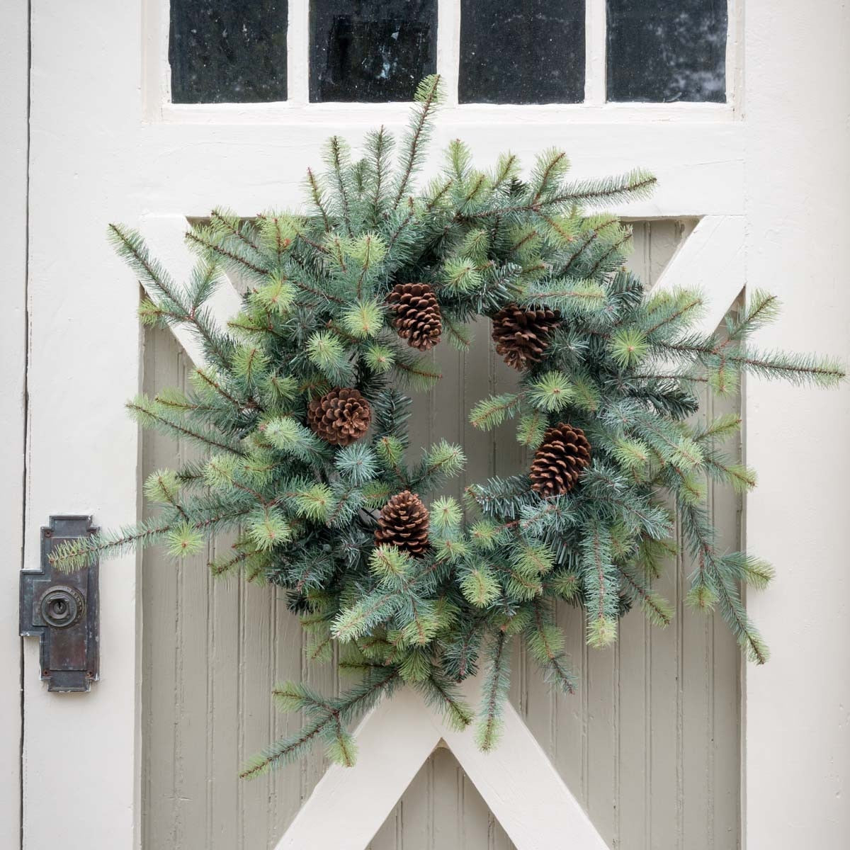 Blue Spruce Wreath with LED Lights, Large style shot 1